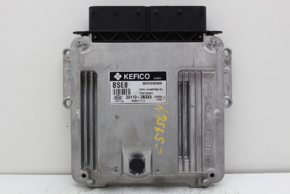 16 Kia Soul 39110-2BSE8 Computer Brain Engine Control ECU ECM EBX Module