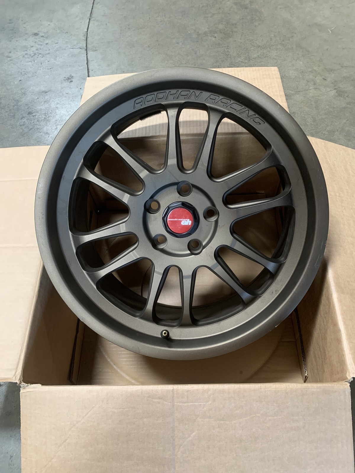 One 18x8.5 +35  Aodhan AH07  5x114.3  Bronze  Wheel  (Used)