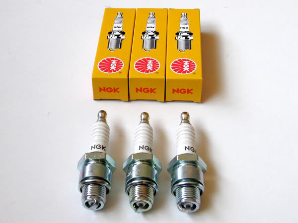 3x Genuine NGK BR9HS Spark Plugs b9hs Kawasaki h1 h2 f7 kh250 kh500 s1 s2 s3 oem