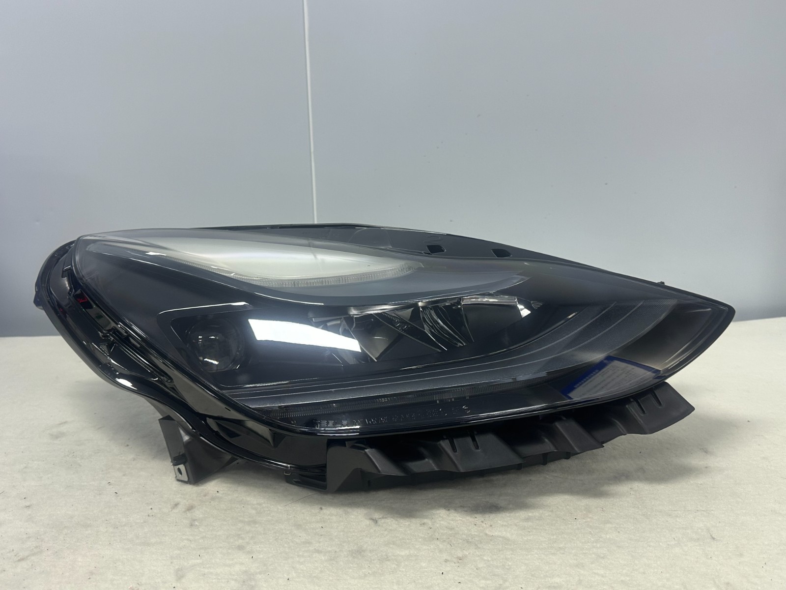 OEM Right RH LED Projector Headlight 2021-2023 Tesla Model 3 Y 1514953-00-C US