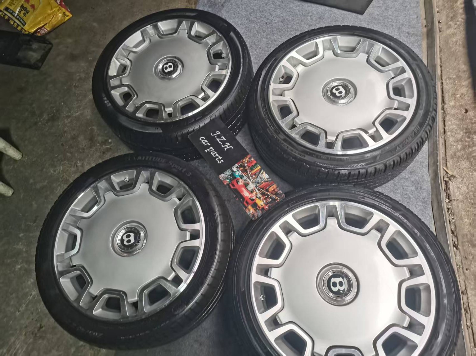 For 10-16 Bentley Mulsanne Wheel Set with All Center Caps 3Y0601025L 3Y0601171T