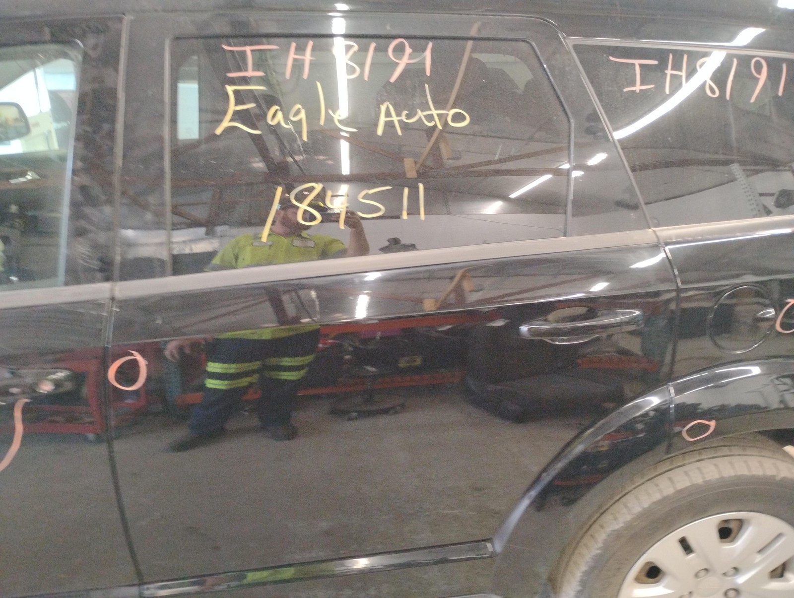 (LOCAL PICKUP ONLY) 11 12 13 14 15 16 17 18 19 20 DODGE JOURNEY Rear Door Left