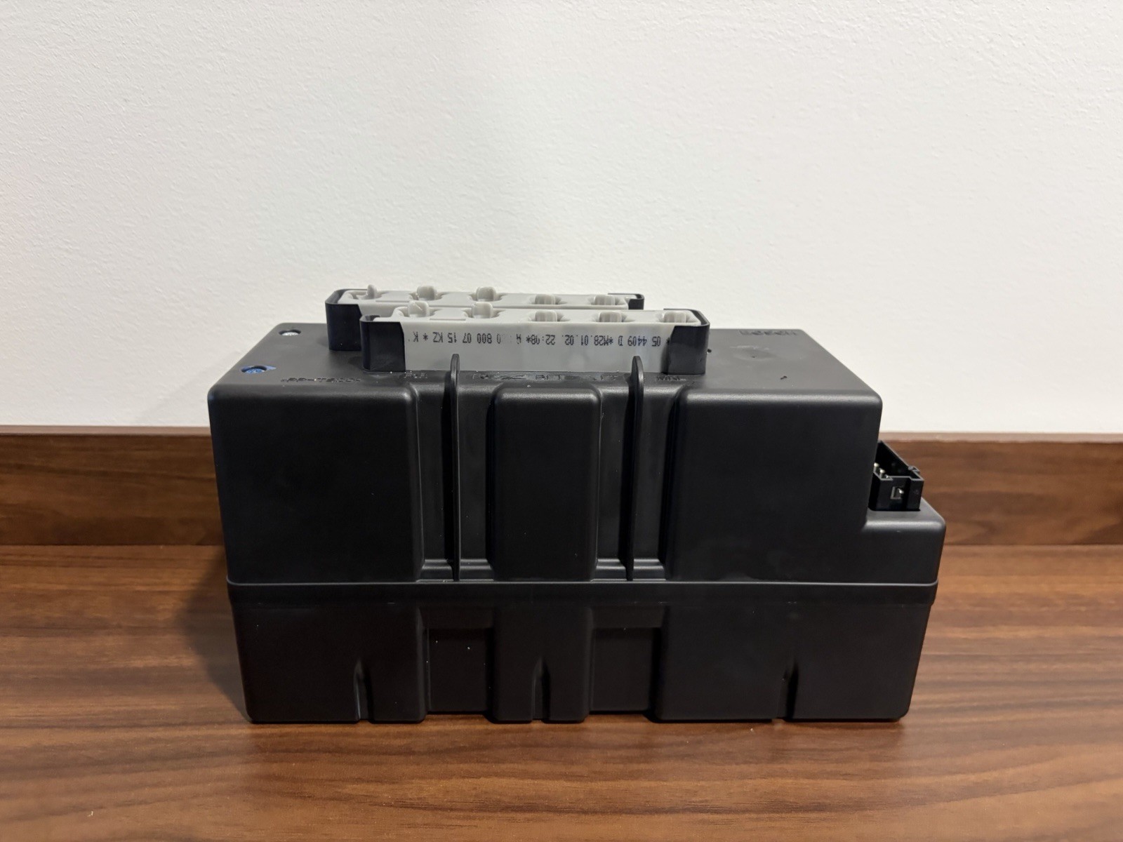 00-06 Mercedes w220 w215 S CL Central Door Lock Vacuum Pump Bosch 2208000848 00-06 Mercedes w220 w215 S CL Central Door Lock Vacuum Pump Bosch 2208000848