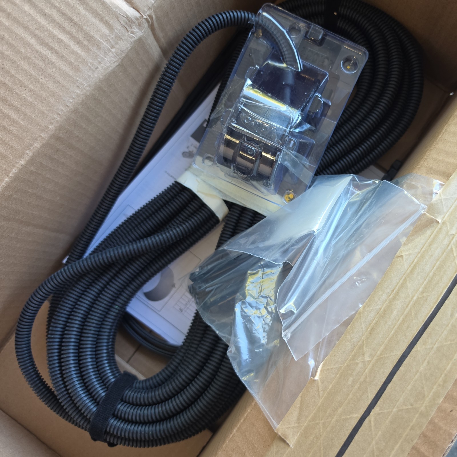 OEM 2019-2023 GMC Chevrolet Cadillac Auxiliary Trailer Camera Kit GM 86584184 OEM 2019-2023 GMC Chevrolet Cadillac Auxiliary Trailer Camera Kit GM 86584184