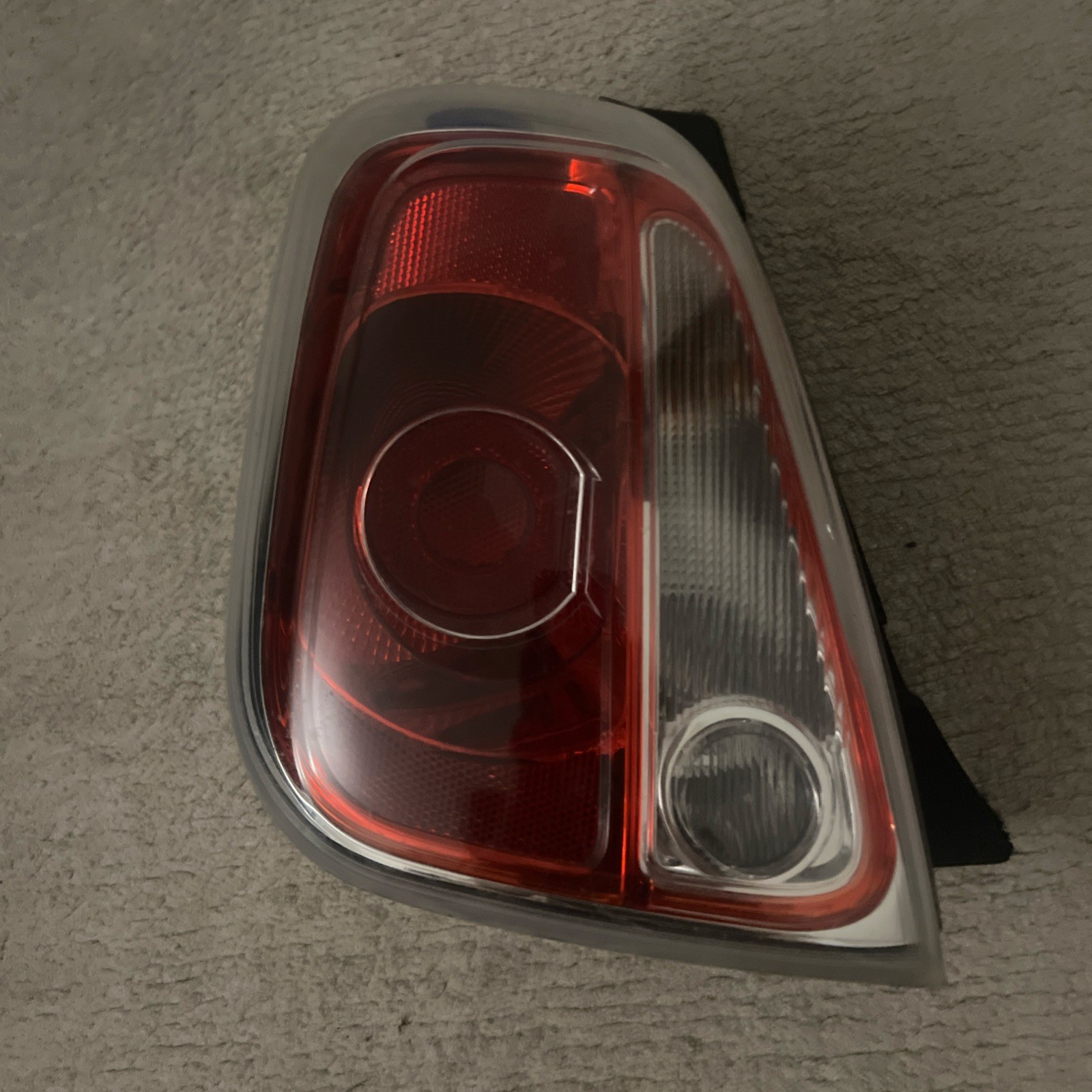 2012-2017 Fiat 500 left driver Side Tail Light Oem AH0716 LK 2012-2017 Fiat 500 left driver Side Tail Light Oem AH0716 LK