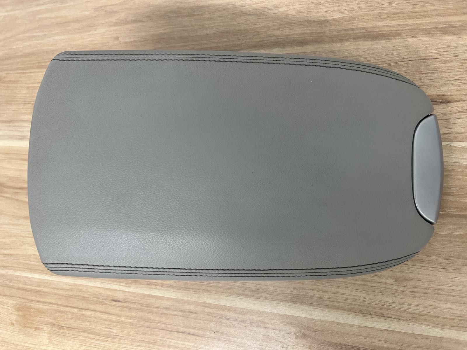2006-2012 Mercedes X164 W164 GL450 ML350 Center Console Armrest Lid OEM