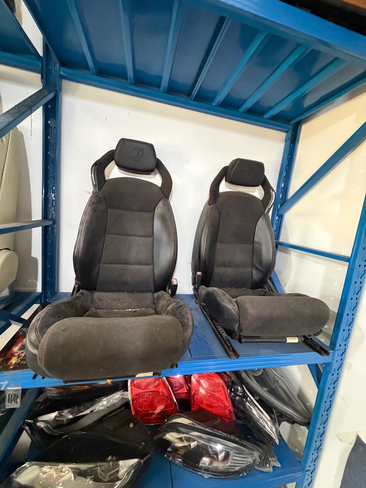 Lamborghini Gallardo LP550 560 Sport Seats Pair Black Alcantara Leather Electric Lamborghini Gallardo LP550 560 Sport Seats Pair Black Alcantara Leather Electric