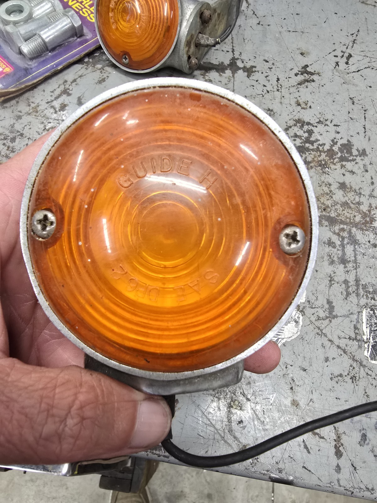 STOCK OEM HARLEY PANHEAD SHOVELHEAD MARKER LIGHT Lamp GUIDE H-62 Turn Signal