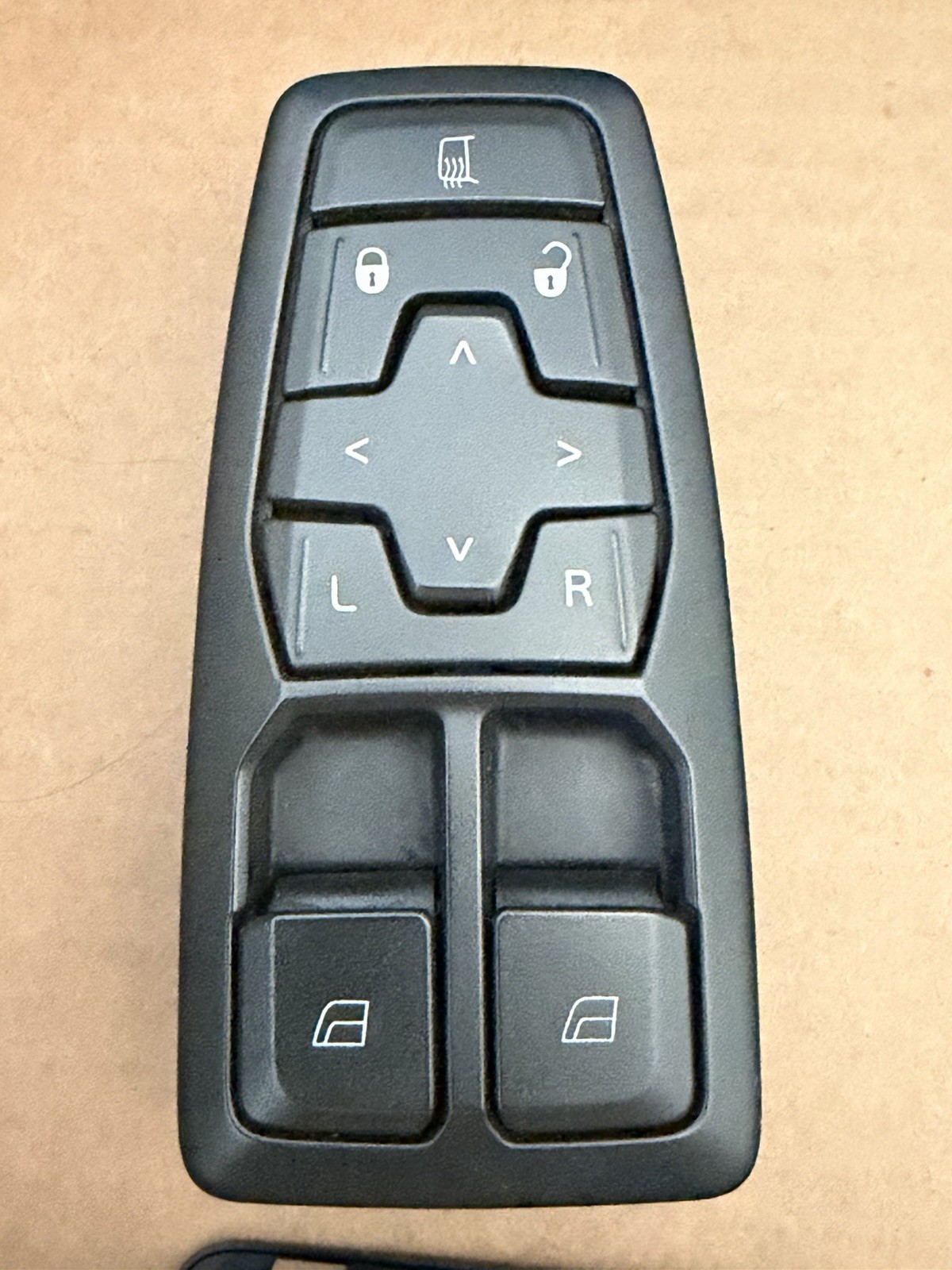 24201767 Window and Mirror ControlSwitch LH (DRIVER) VOLVO OEM