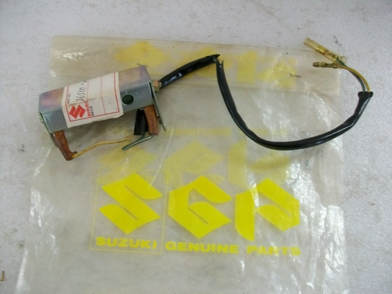 NOS 1973-1977 Suzuki TS125 TC125 Magneto Resistor Vintage Enduro AHRMA