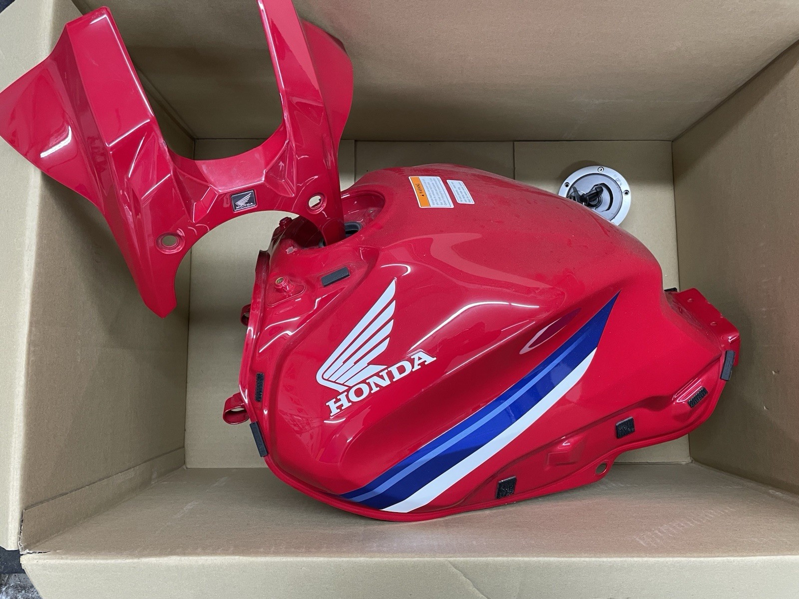 Used/Good Condition Honda Fuel Tank Part # 17500-MKY-E10ZA. Make An Offer Used/Good Condition Honda Fuel Tank Part # 17500-MKY-E10ZA. Make An Offer
