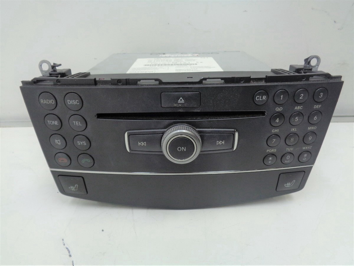 08 09 10 11 Mercedes C300 COMAND Navigation / Radio Head Unit 08 09 10 11 Mercedes C300 COMAND Navigation / Radio Head Unit