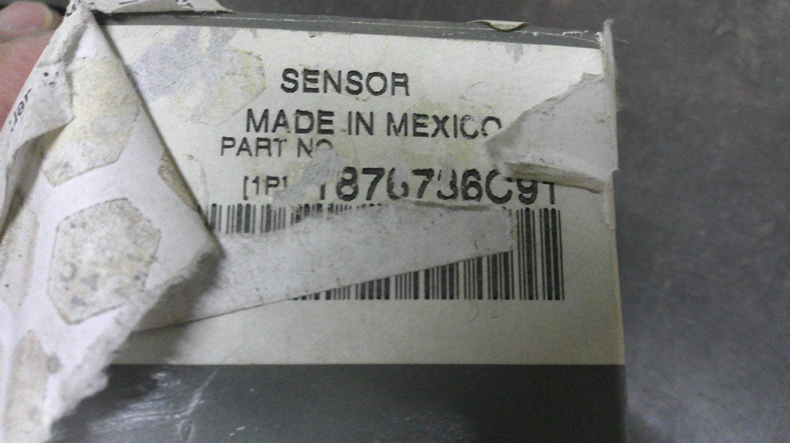 Genuine International Navistar Camshaft Position Sensor 1876736C91 OEM Genuine International Navistar Camshaft Position Sensor 1876736C91 OEM