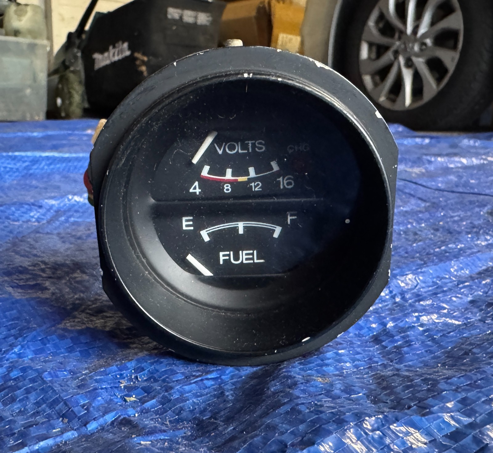 1977-1978 Datsun 280z fuel level volt guage original oem