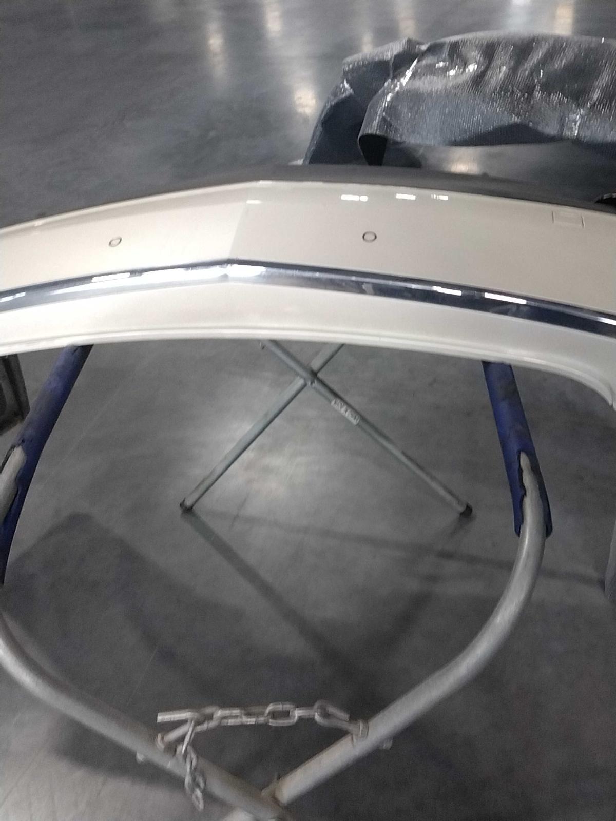 2009 Cadillac CTS OEM Rear Bumper Assembly White 15266713 110k Miles