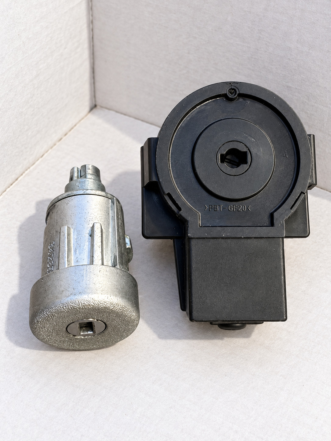 2020-2023 FORD TRANSIT-250 IGNITION SWITCH LOCK CYLINDER W/OUT KEY ASSEMBLY OEM 