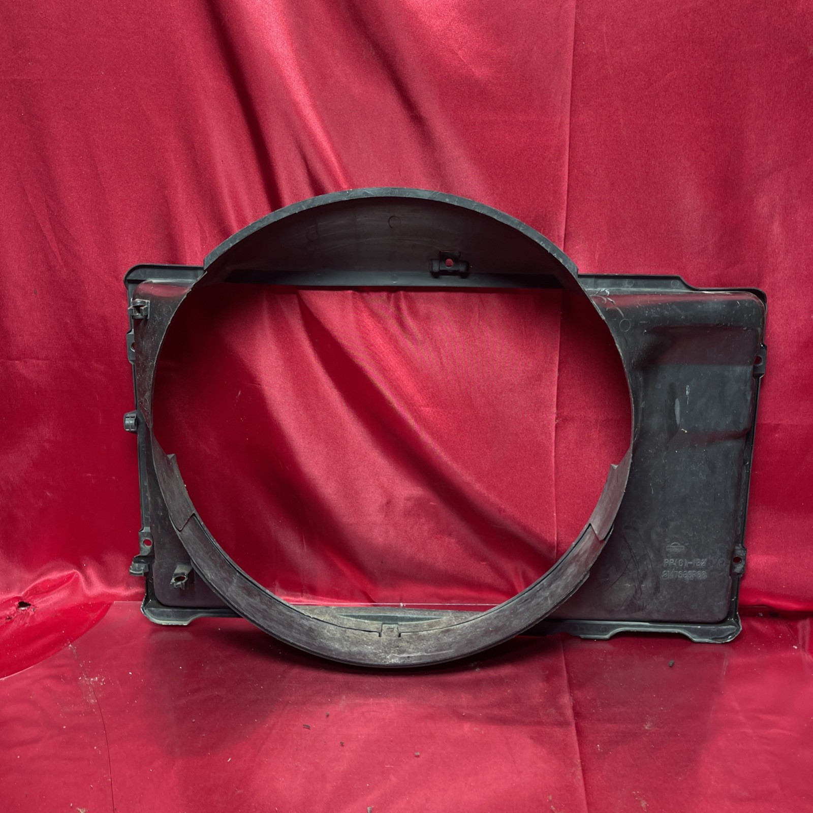 ☑️ 90-96 Nissan 300zx Z32 NA OEM Radiator Cool Fan Shroud Upper & Lower