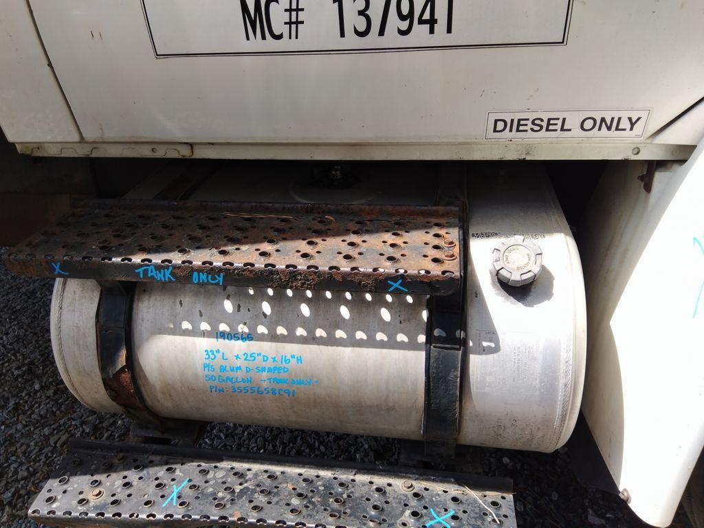 Used OEM 2007 INTERNATIONAL 4300 FUEL TANK ,  Passenger P/N 3555658C91 , MD