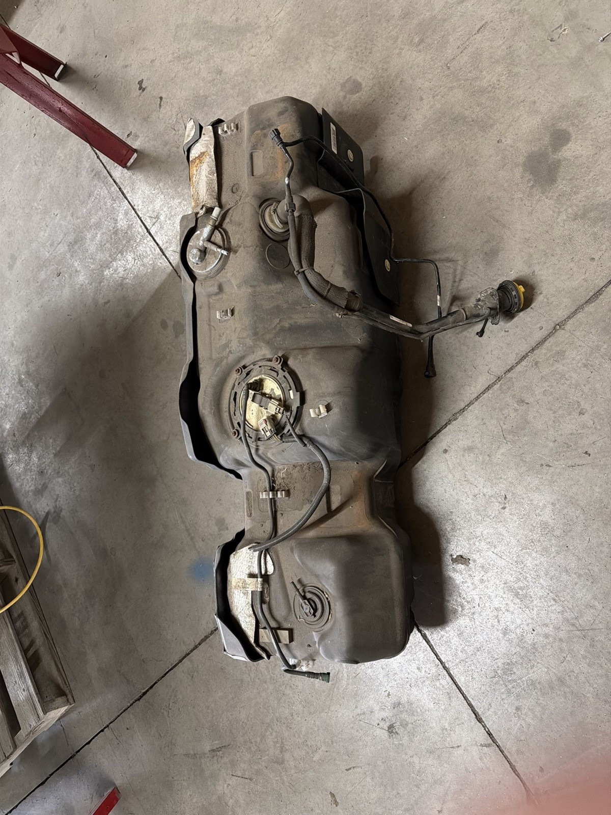 2020-2022 F250/F350 Super Duty Fuel Gas Tank 35 Gallon Fuel Tank 2020-2022 F250/F350 Super Duty Fuel Gas Tank 35 Gallon Fuel Tank