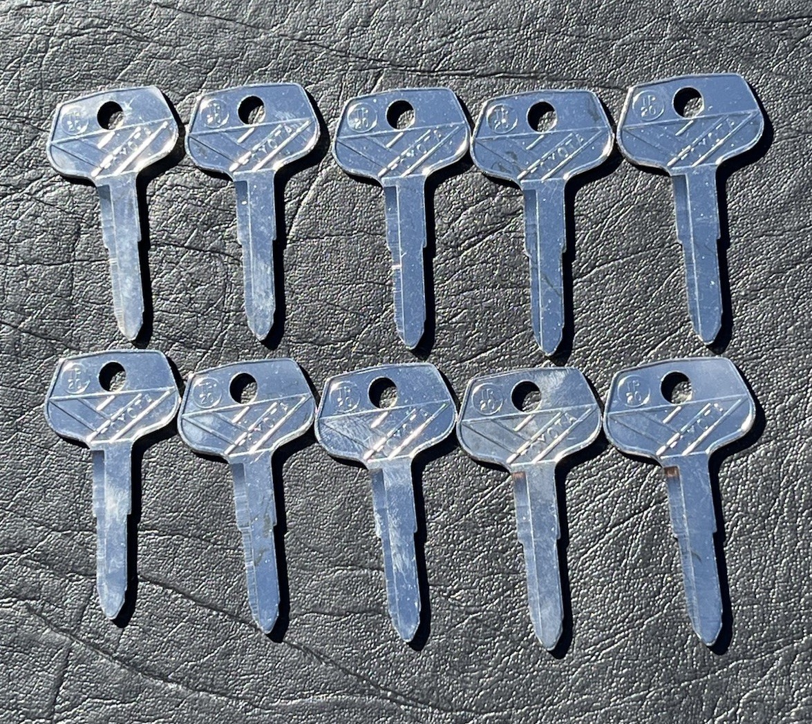 Toyota Key Blank ESP TR20 TO1 T80R T61C Lot of 10 Pieces Uncut Celica Corolla Toyota Key Blank ESP TR20 TO1 T80R T61C Lot of 10 Pieces Uncut Celica Corolla