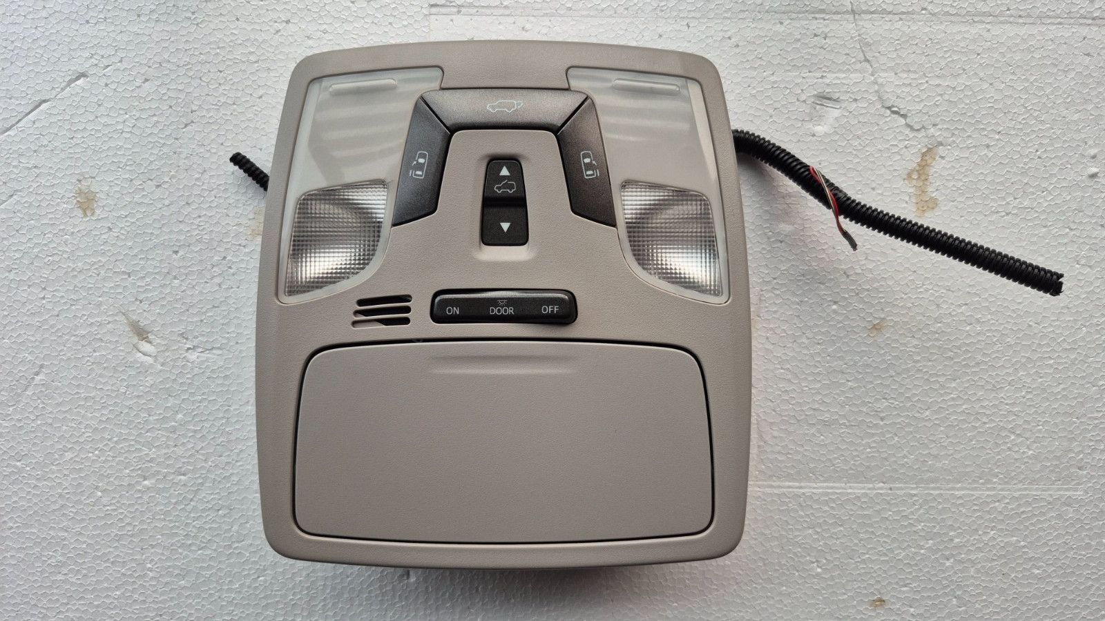 2015-2020 Toyota Sienna XLE Overhead Roof Console w/Sunroof OEM