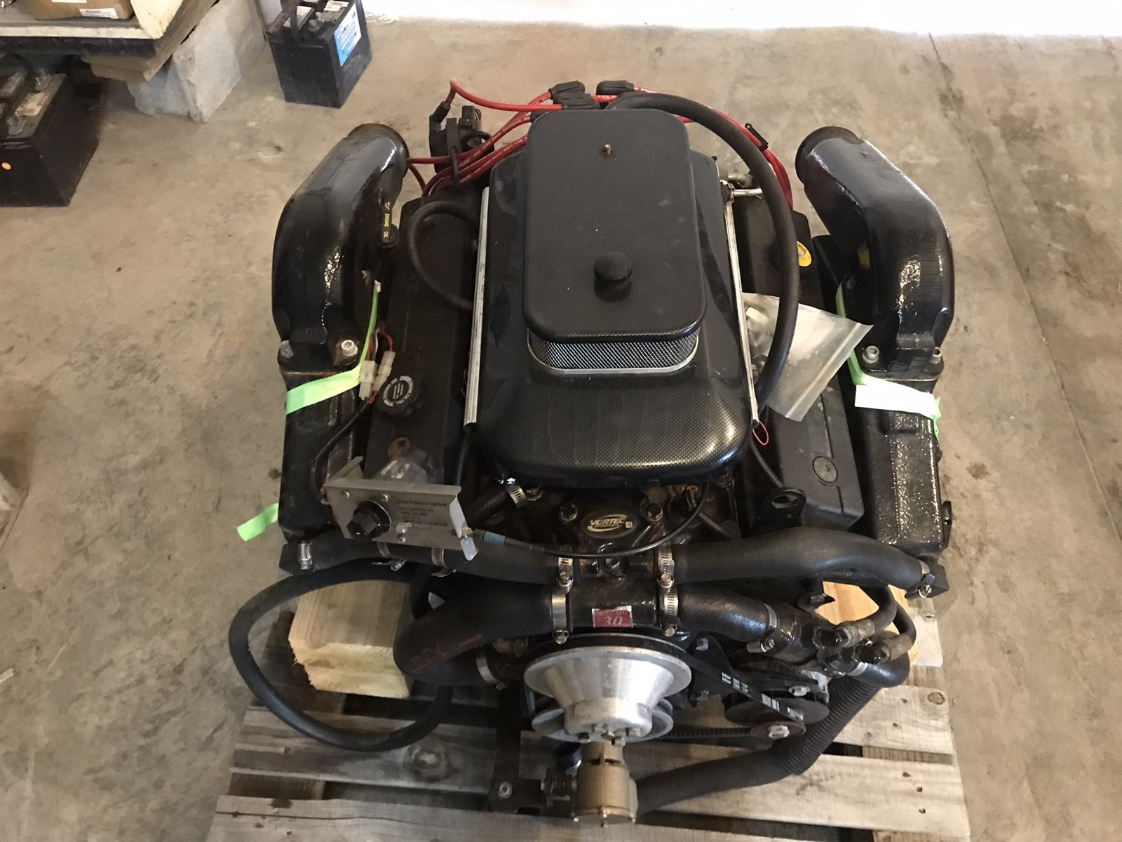 Indmar 5.7 L 350 V8 Marine Engine NO SALT Drop In Ready 432 Hrs Malibu ski boat