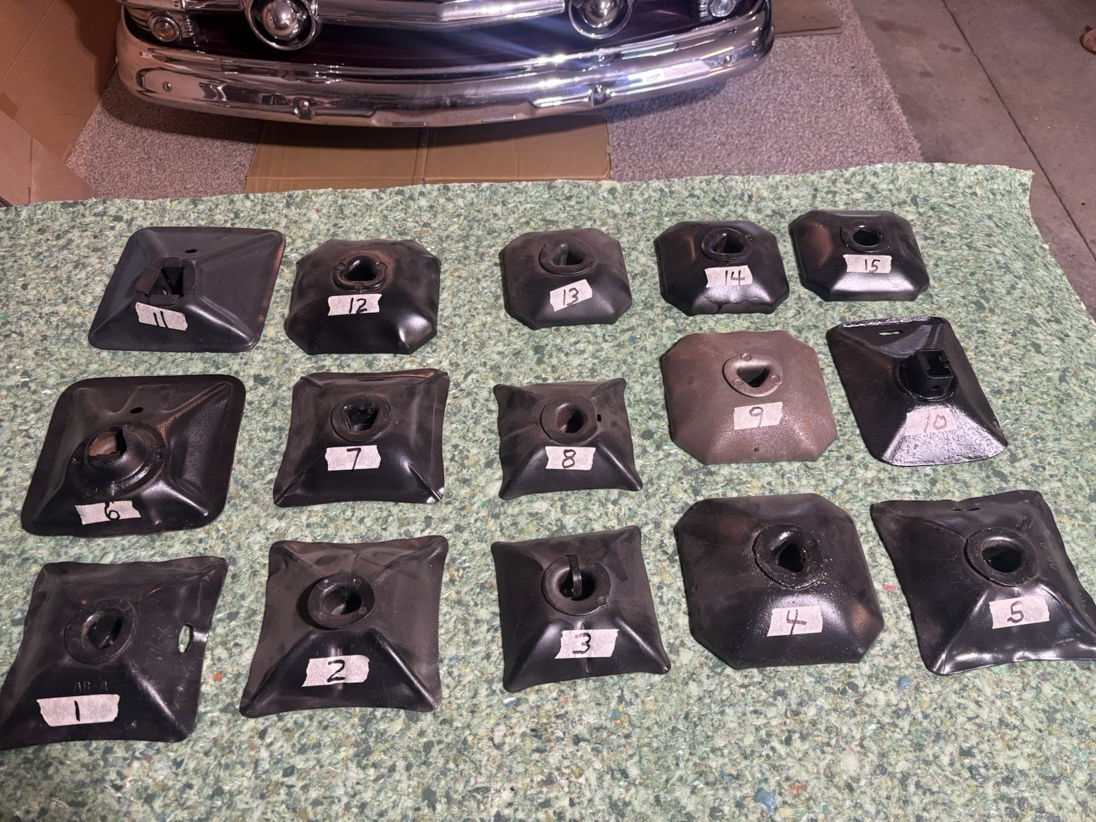 VINTAGE 1940’s 1950’s FACTORY BUMPER JACK BASES , YOUR CHOICE OF ONE VINTAGE 1940’s 1950’s FACTORY BUMPER JACK BASES , YOUR CHOICE OF ONE