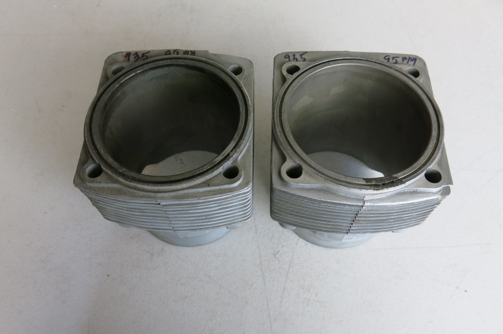 Porsche 935 Cylinder 95mm Mahle 95ZN1W3 , 95ZN1W2, Height Group 5, Set of 2(#1)