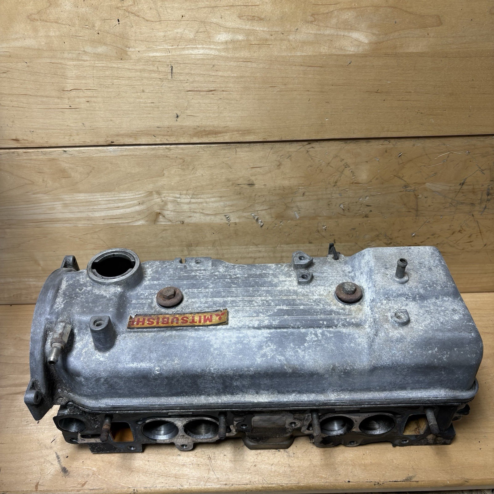 90-96 Mitsubishi Mighty Max 4g64 Cylinder head 2.4 * Untested * 90-96 Mitsubishi Mighty Max 4g64 Cylinder head 2.4 * Untested *