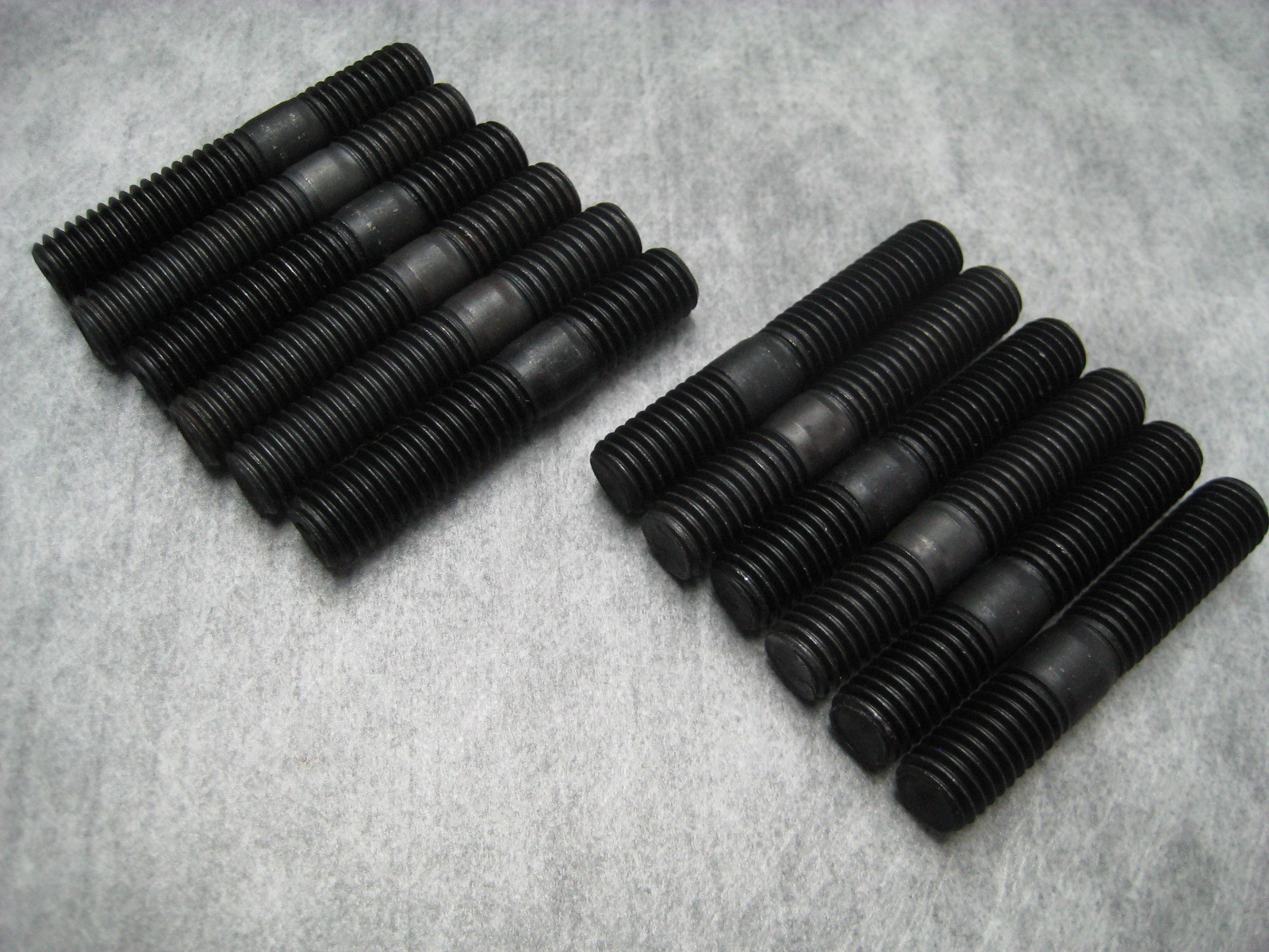 8mm Exhaust Manifold Stud M8x1.25 - Pack of 12 Studs - Ships Fast