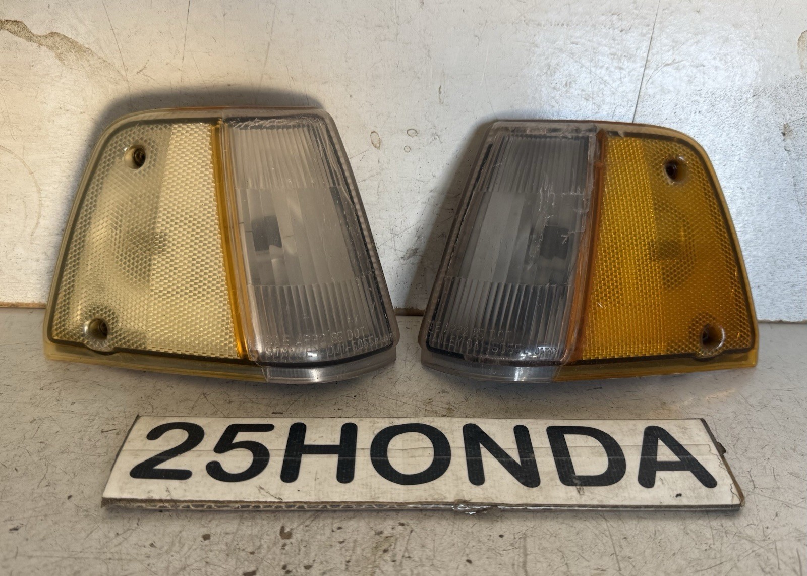 1986-1987 Honda Civic 2 Door Hatchback Stanley Factory Corner Lights OEM Rare 1986-1987 Honda Civic 2 Door Hatchback Stanley Factory Corner Lights OEM Rare