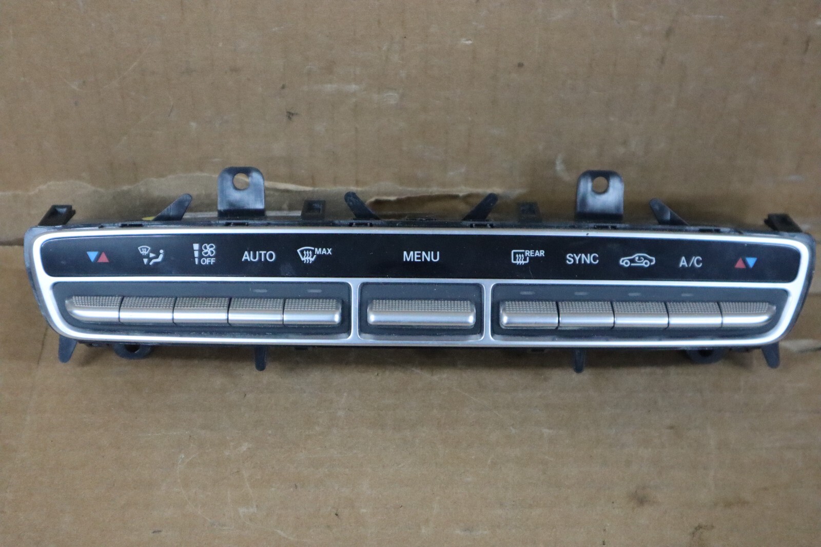 2015 16 17 18 Mercedes C300 AC Heat Temperature Climate Control OEM A2059054706