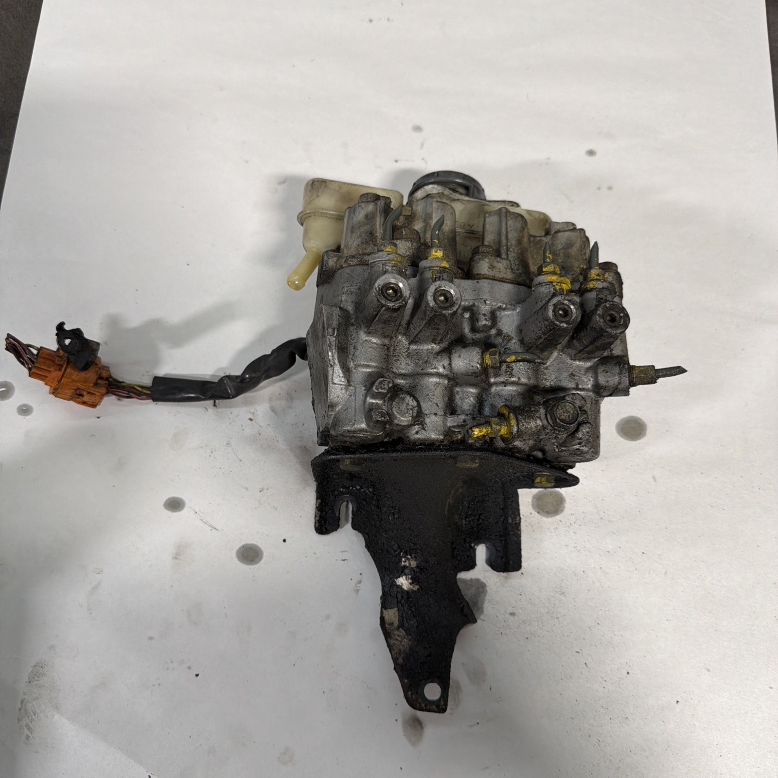 1990-1993 ACURA ACCORD ABS BRAKE PUMP HYDRAULIC ANTI LOCK ACTUATOR OEM + Bracket 1990-1993 ACURA ACCORD ABS BRAKE PUMP HYDRAULIC ANTI LOCK ACTUATOR OEM + Bracket