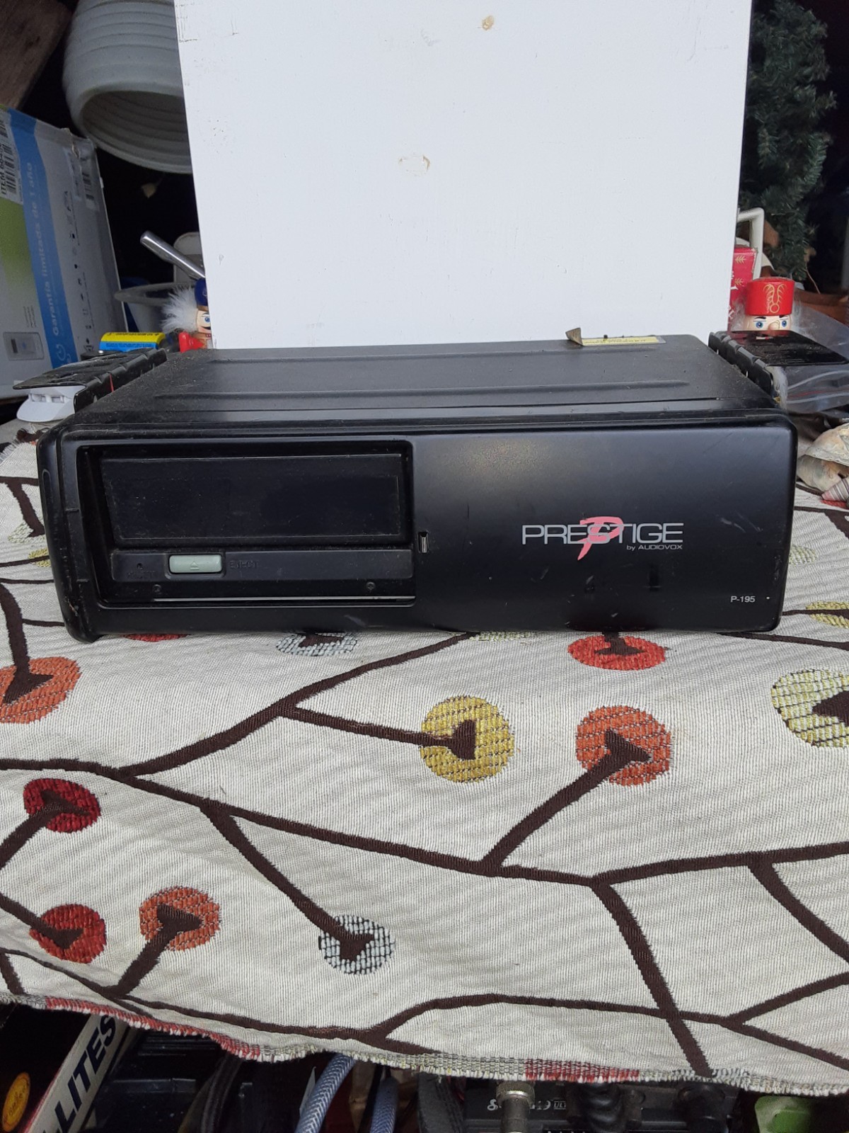 1992-1994 Cadillac Seville Sts prestige by Audiovox P-185 Cd Changer For Parts 