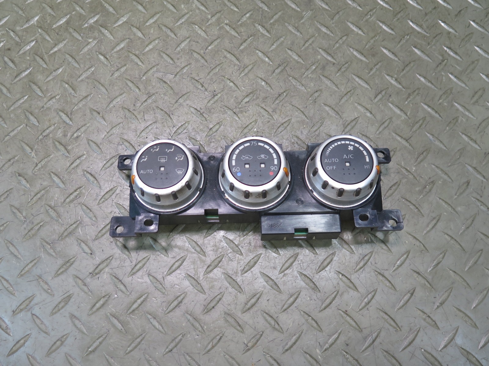 06-09 NISSAN Z33 350Z A/C HEATER CLIMATE CONTROL SWITCH PANEL 96935-CF40A OEM