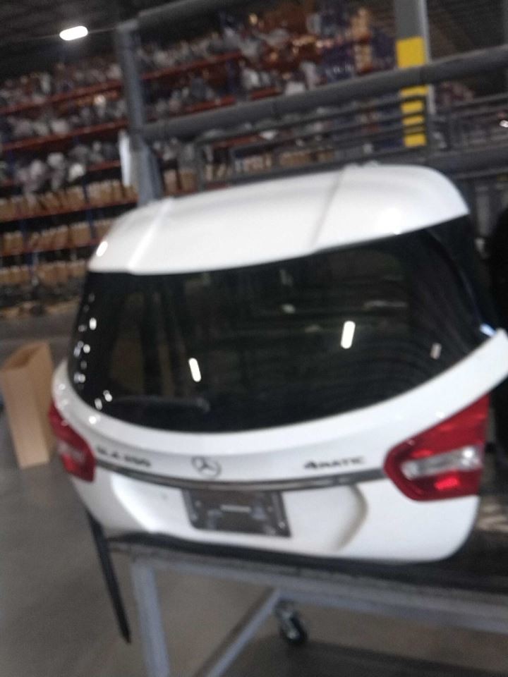 Trunk/Hatch/Tailgate 156 Type GLA250 Fits 17-20 MERCEDES GLA-CLASS 750420 Trunk/Hatch/Tailgate 156 Type GLA250 Fits 17-20 MERCEDES GLA-CLASS 750420