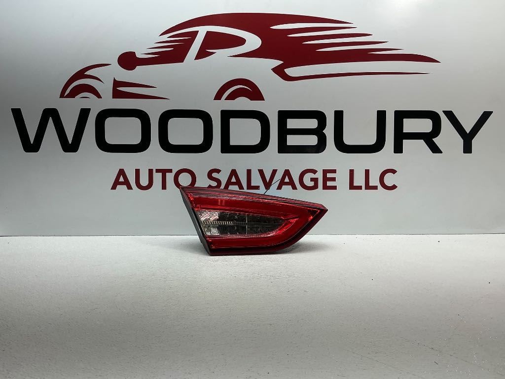 2014-2015-2016 MASERATI QUATTROPORTE DRIVER LEFT DECKLID TAILIGHT OEM 473051