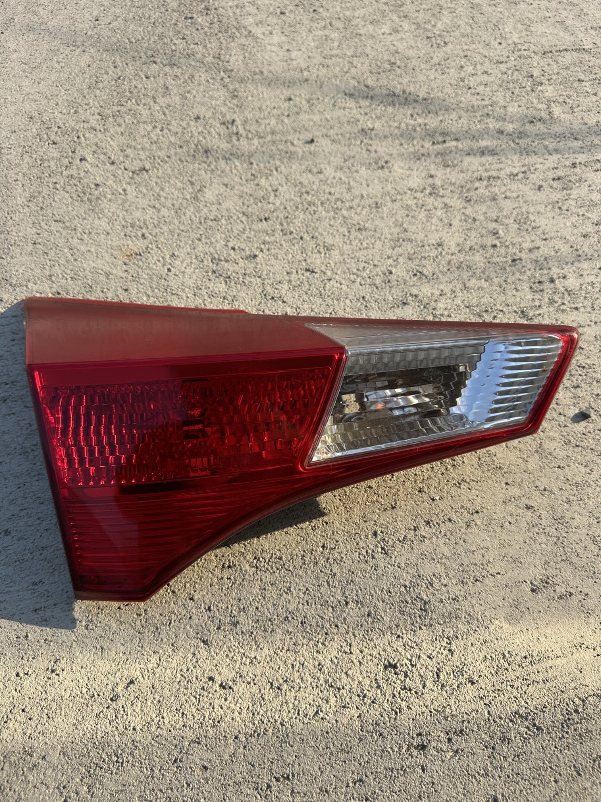 2013-2015 Toyota RAV4 OEM Inner Tail Lights Liftgate LH RH Pair Genuine