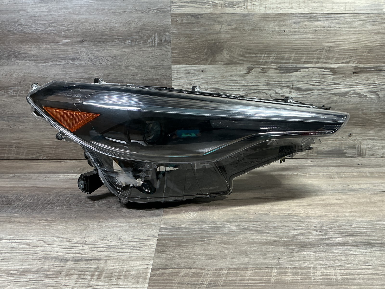 USED - 2022-2025 Toyota Corolla Cross R Headlamp - OEM USED - 2022-2025 Toyota Corolla Cross R Headlamp - OEM