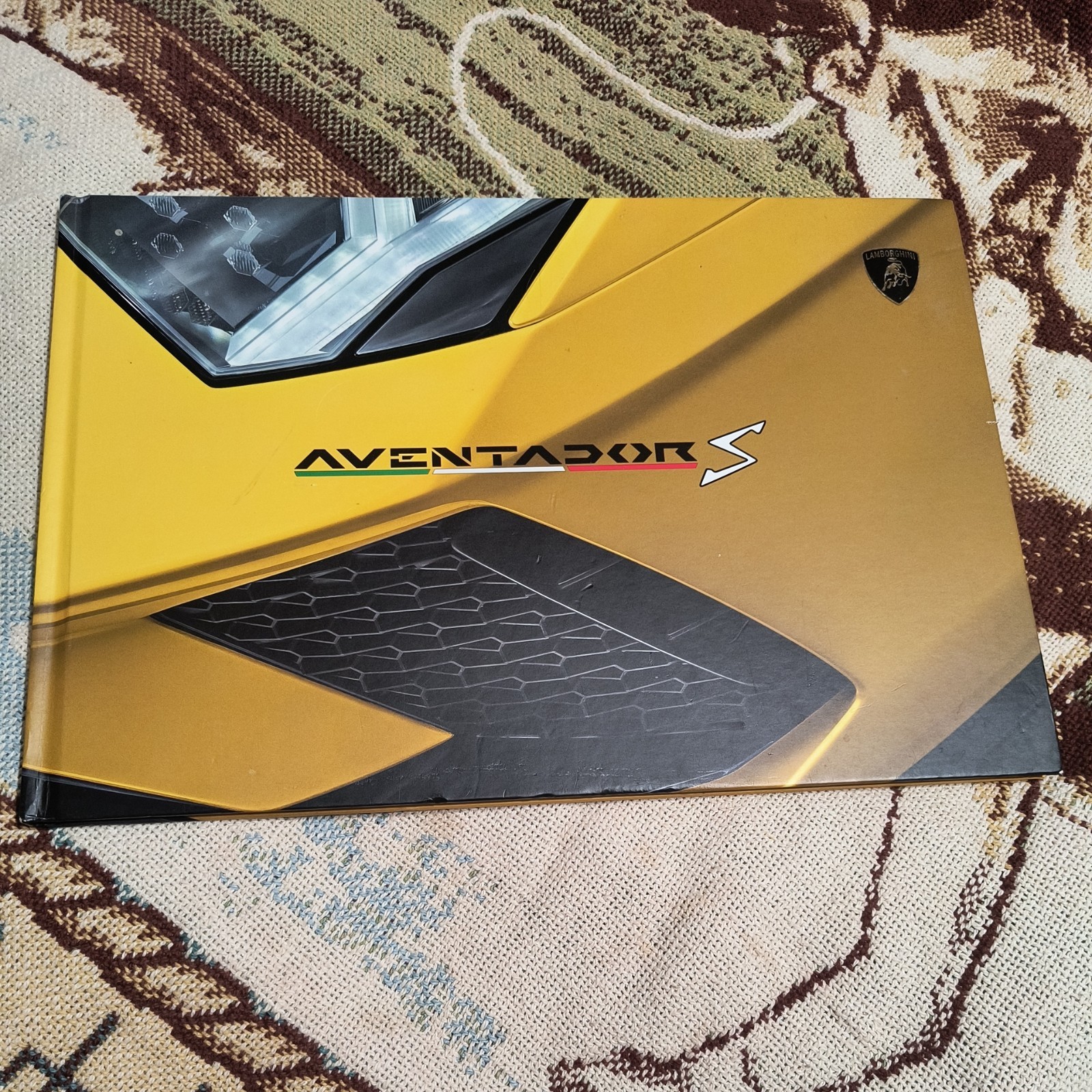 Lamborghini Aventador S Hardcover Book