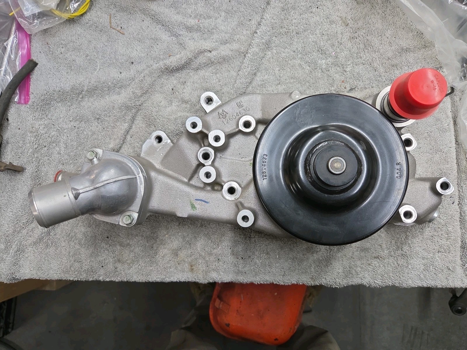 Factory GM LS3 Water Pump W/ Thermostat 12604630 Crate Engine Take-Off