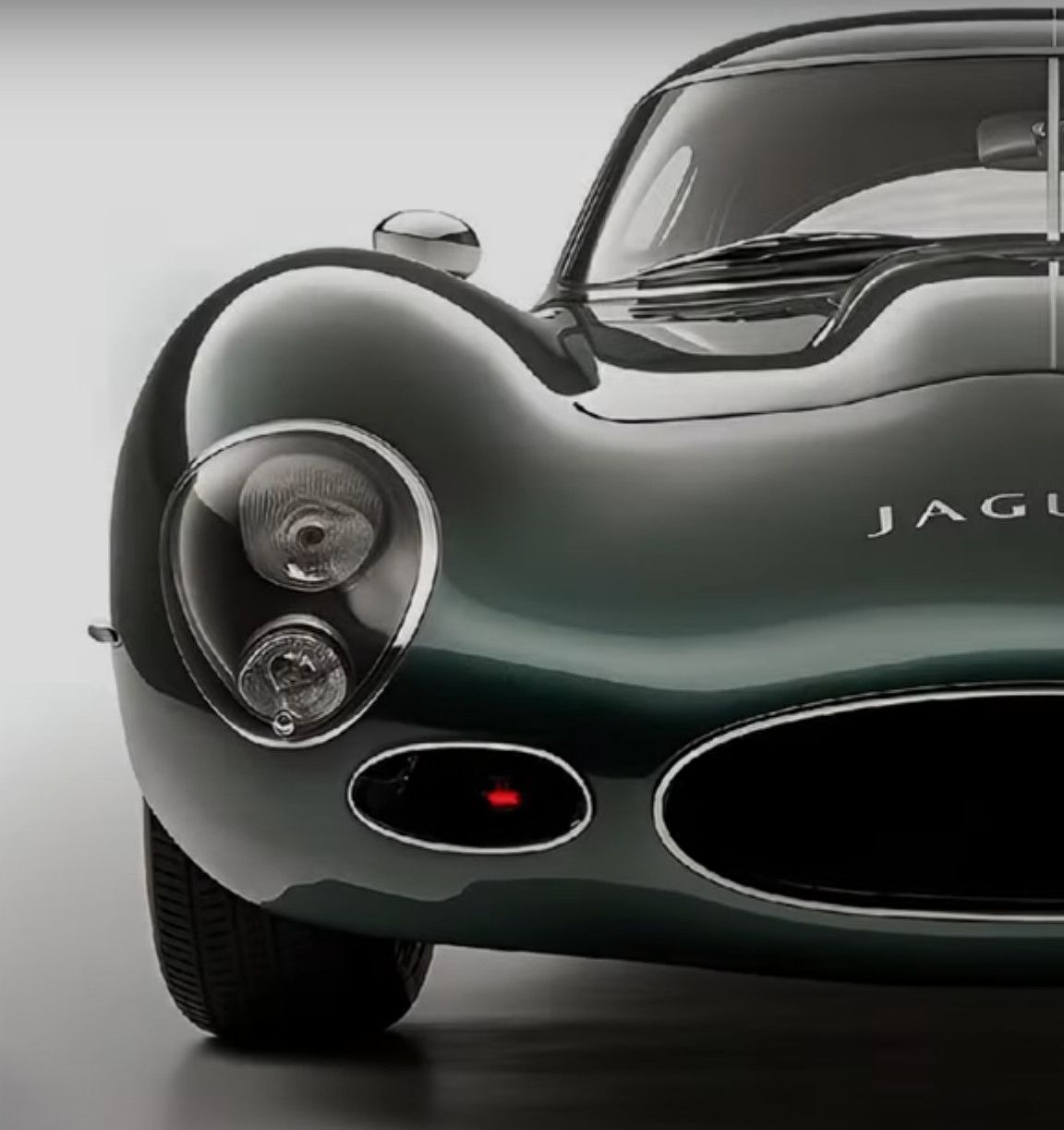 Jaguar Concept Car HyperCar SuperCar w/Spoke Wheels Custom Built1:18SCALE MODEL