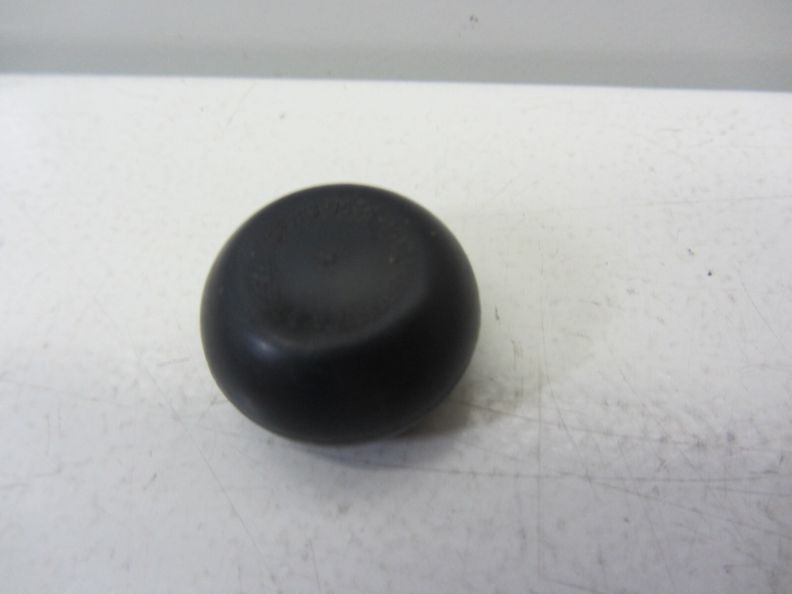 Vintage OE Mercedes Brake Master Cylinder Protive Cap, 000 431 76 87