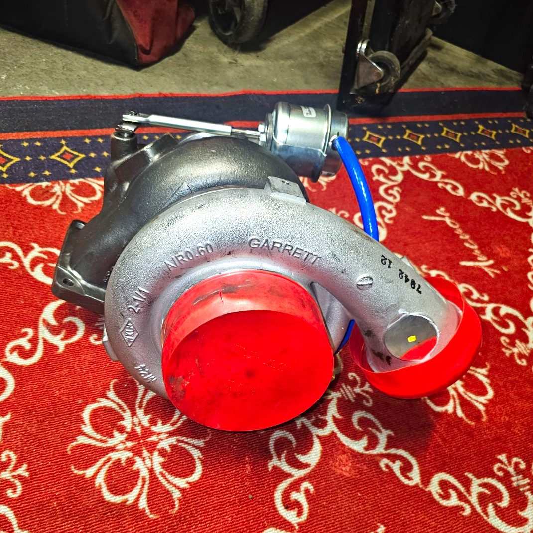 Genuine Garrett New Turbo, Detroit S60 12.7L 500Hp 714792-5002S