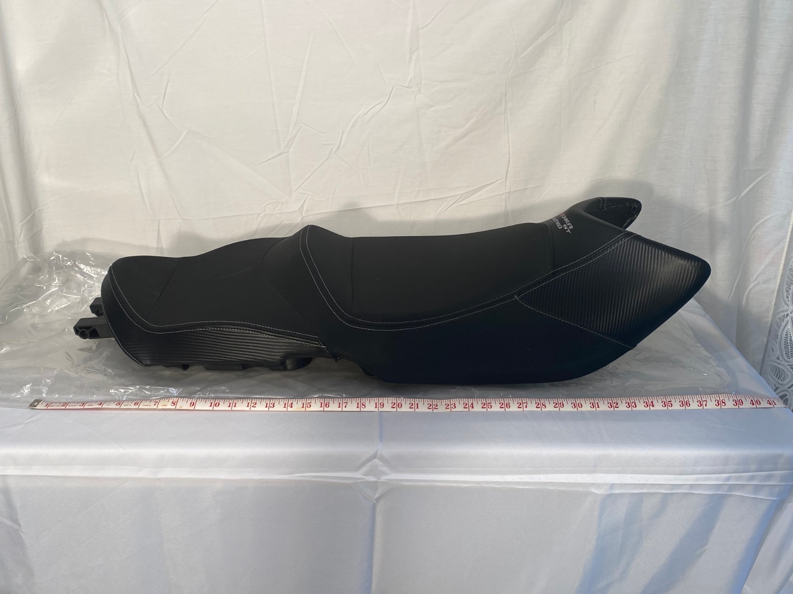 Can-Am Spyder ST Limited Seat 2007,2008,2009,2010,2011,2012,2013,2014,2015,2016