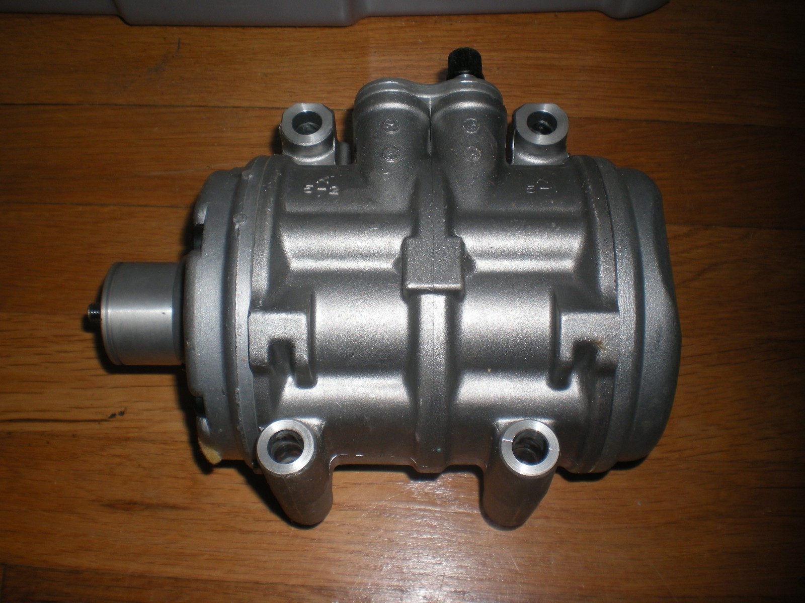 NOS 1984 85 86 87 FORD ESCORT AIR CONDITIONING COMPRESSOR