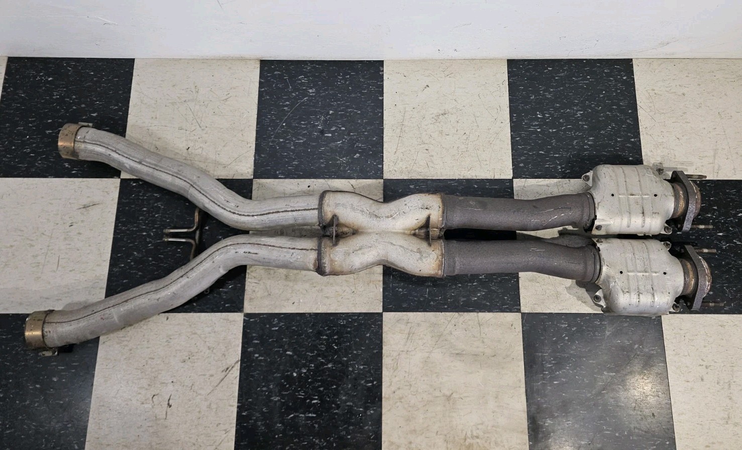 14-19 Chevrolet Corvette C7 Exhaust Mid Pipe Center Resonator Silencer OEM 12k