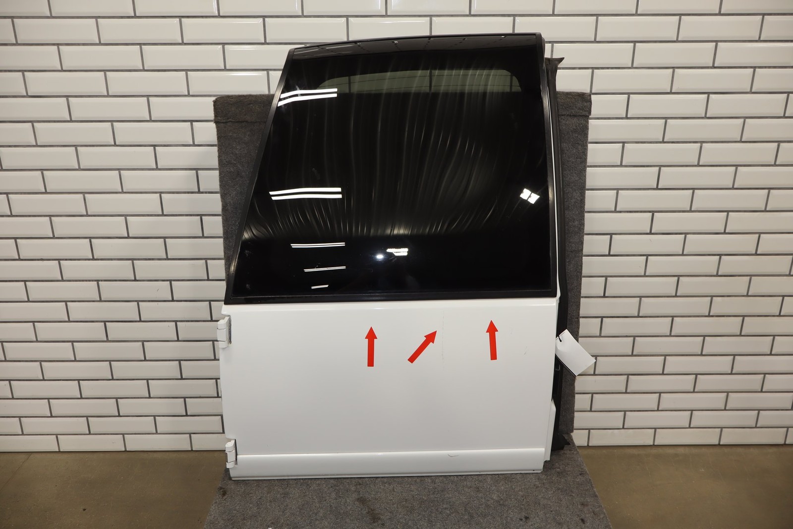 1999-2000 Cadillac Escalade GMT400 Left Rear Barn Door