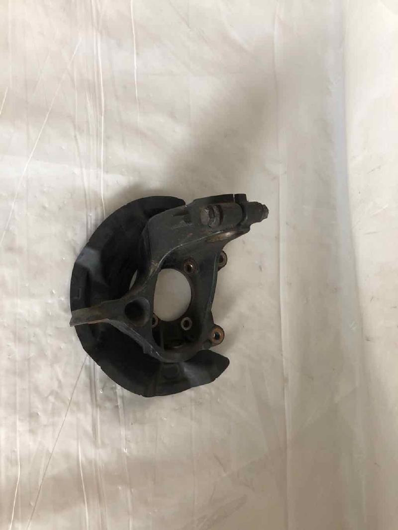 2008-2014 Mini Clubman Driver Left Front Spindle Knuckle OEM