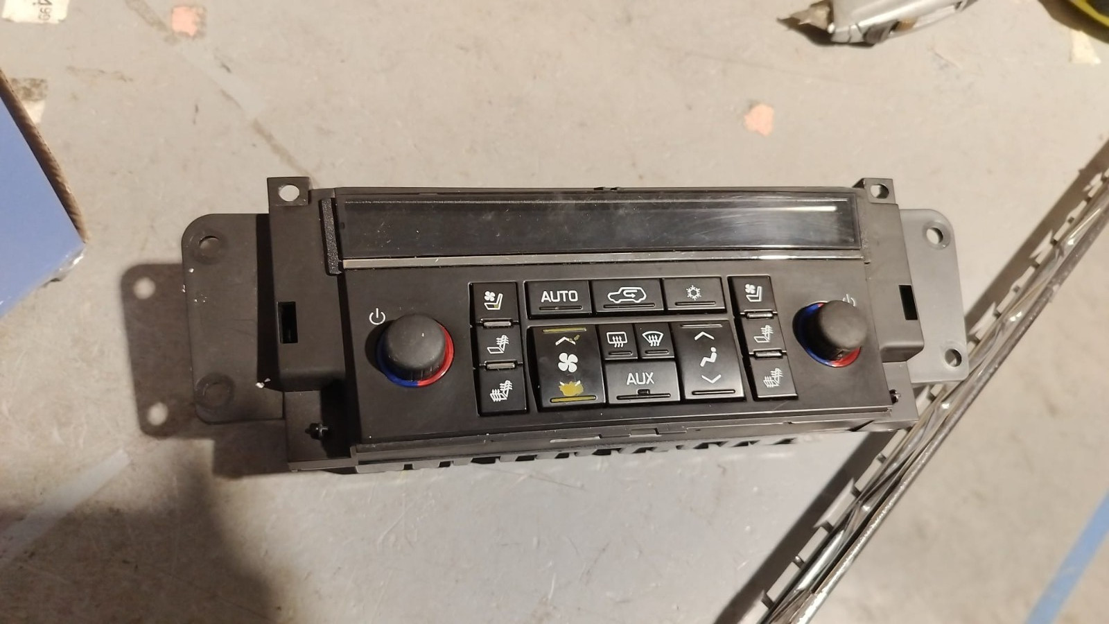 2007-2011 Cadillac Escalade-ESV AC Heater Temperature Climate Control OEM